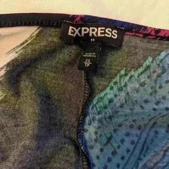 Leaf Print Express Crepe  Banded Empire Maxi Dress + size Xs - Picture 3 of 3